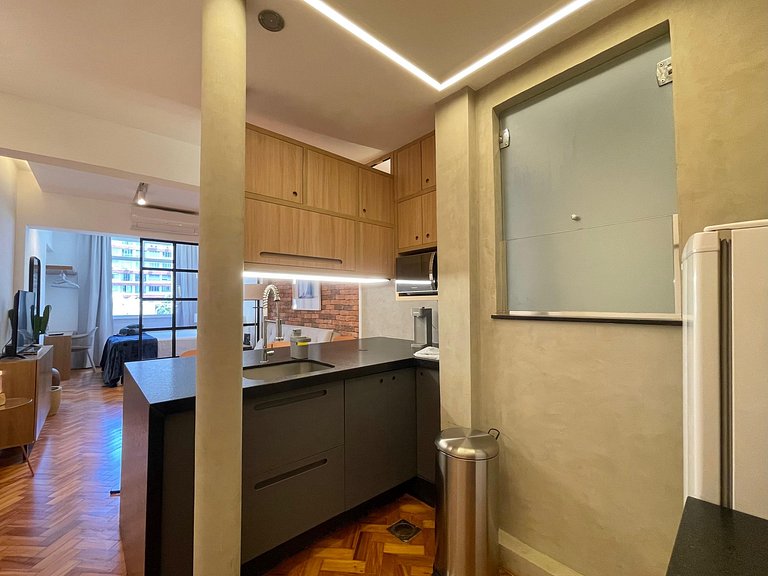 Laris Rio - Copanema: studio aconchegante