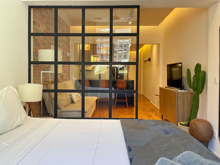 Laris Rio - Copanema: studio aconchegante