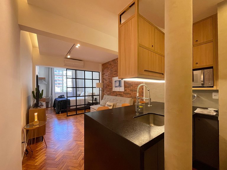 Laris Rio - Copanema: studio aconchegante