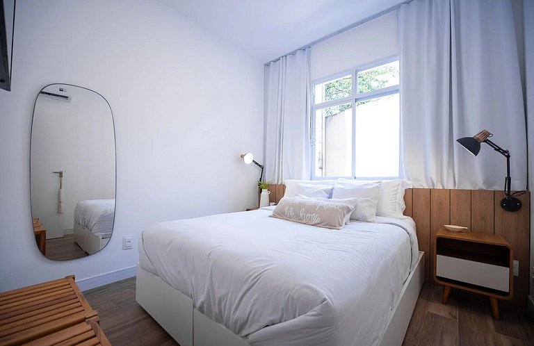 Laris Rio- Gávea: quarto/sala perto do Jockey Club