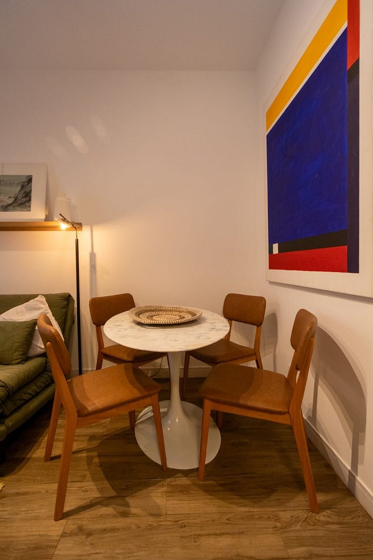 Laris Rio- Gávea: quarto/sala perto do Jockey Club
