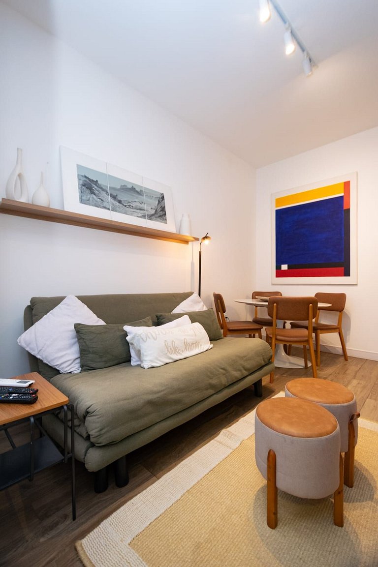 Laris Rio- Gávea: quarto/sala perto do Jockey Club