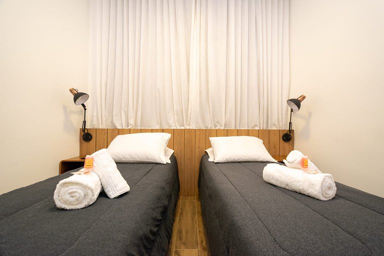 Laris Rio- Gávea: quarto/sala perto do Jockey Club