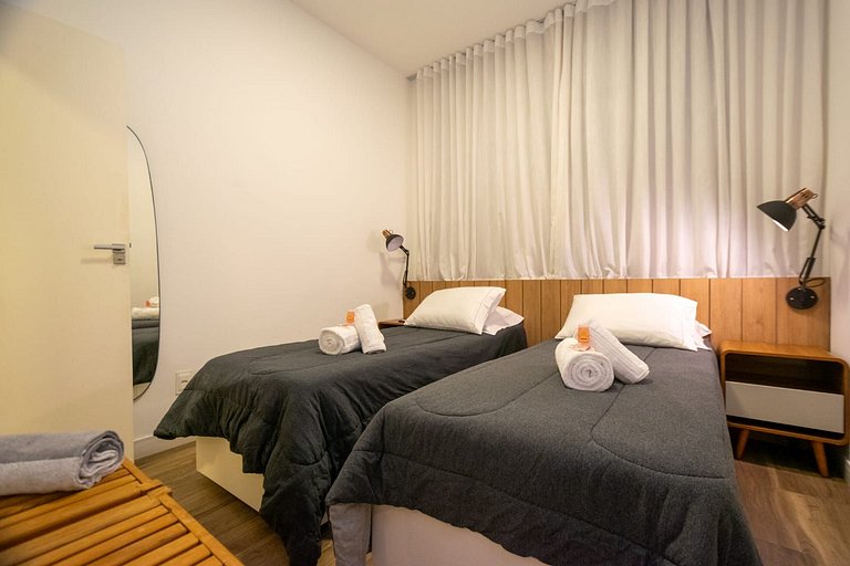 Laris Rio- Gávea: quarto/sala perto do Jockey Club