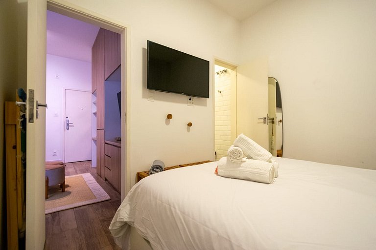 Laris Rio- Gávea: quarto/sala perto do Jockey Club