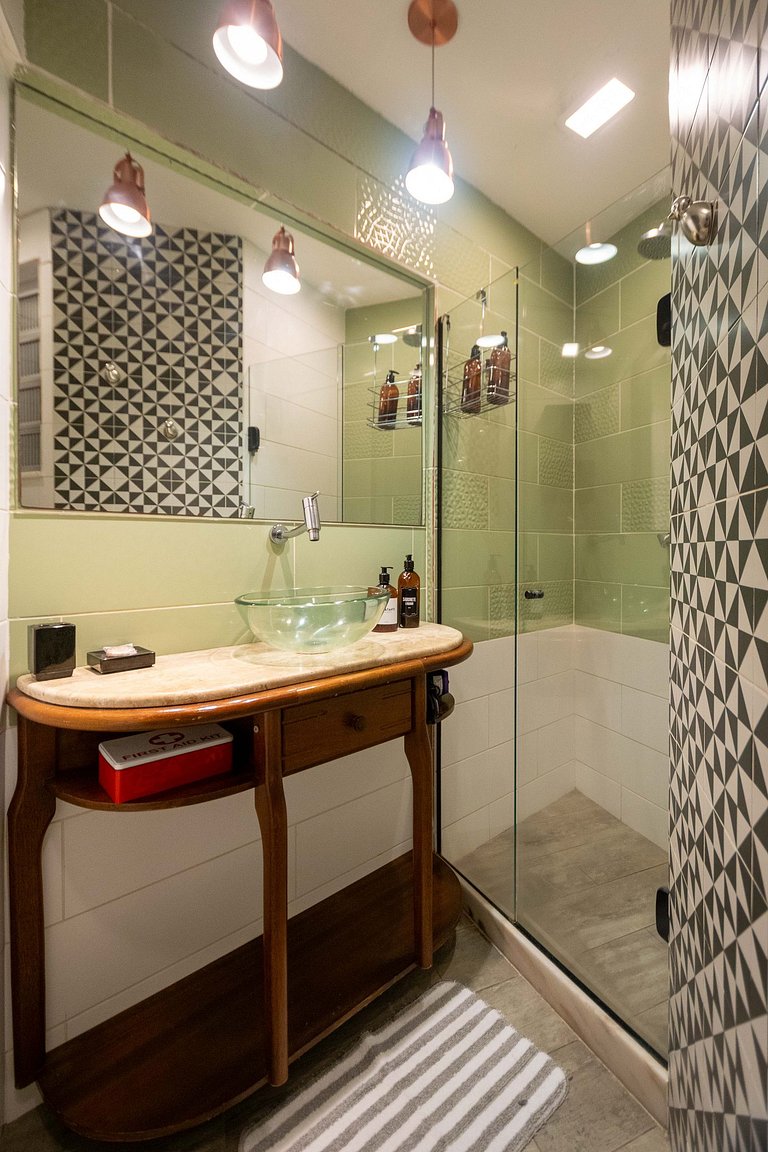 Laris Rio: Copacabana - studio quadra de praia